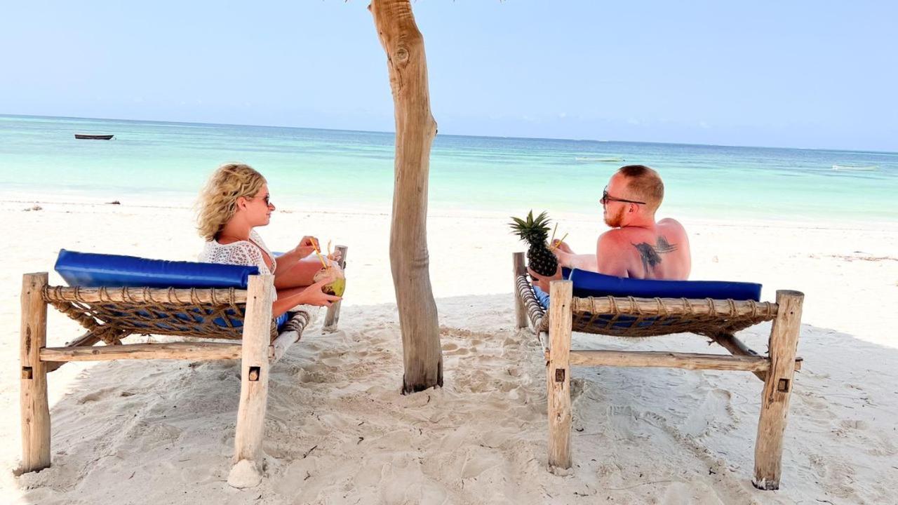 Seashore Beach Hotel Ківенґва Екстер'єр фото